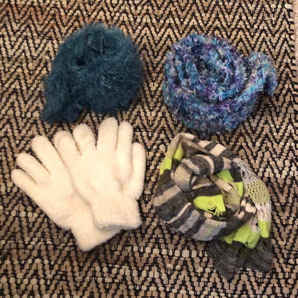 Winter bundle of scarves and gloves